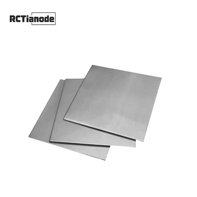 Titanium blad